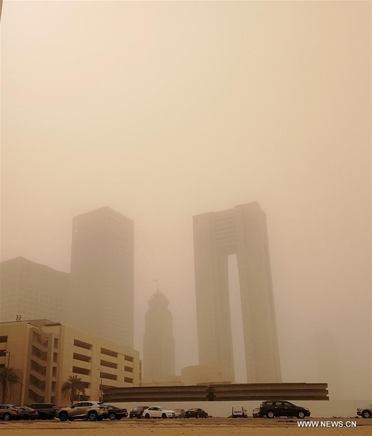 KUWAIT-KUWAIT CITY-SANDSTORM