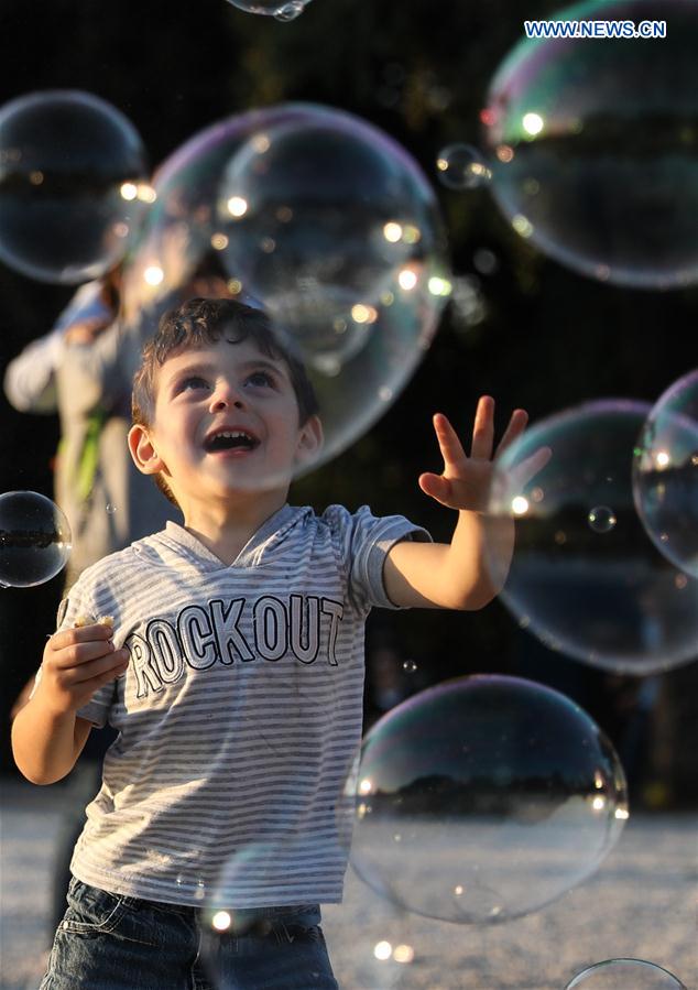 ITALY-ROME-BUBBLES