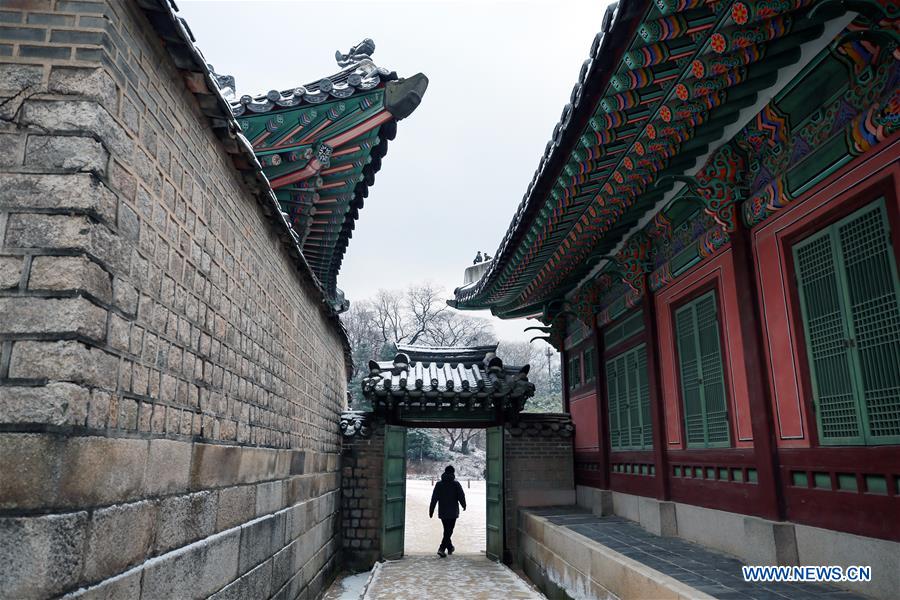 SOUTH KOREA-SEOUL-CHANGDEOKGUNG PALACE-SNOW