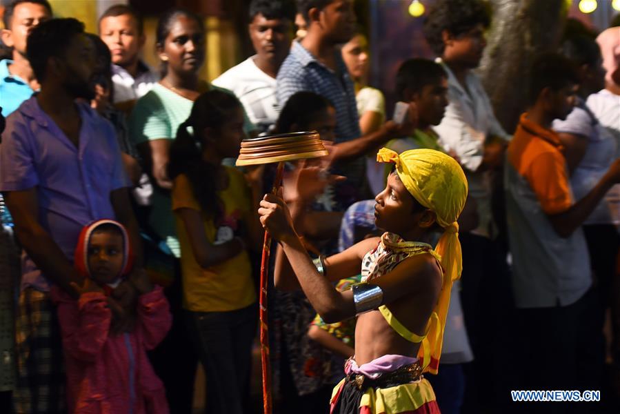 SRI LANKA-COLOMBO-NAVAM-DANCERS