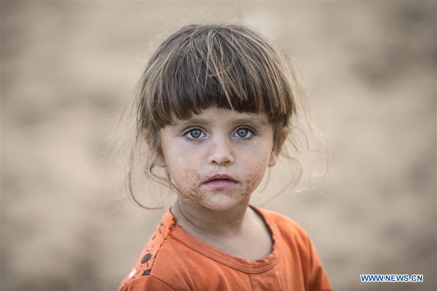 IRAN-KHUZESTAN-FLOOD-VILLAGERS