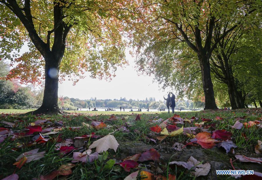 CANADA-VANCOUVER-AUTUMN SCENERY