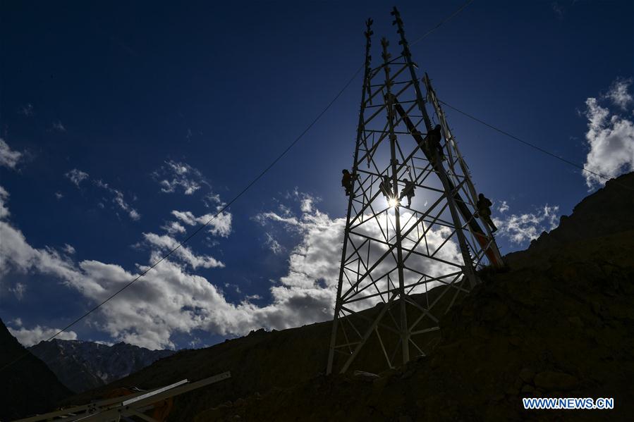 CHINA-XINJIANG-TAXKORGAN-POWER GRID-CONSTRUCTION (CN)