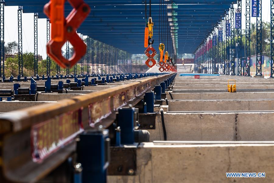 LAOS-VIENTIANE-CHINA-RAILWAY-FIRST-WELDING