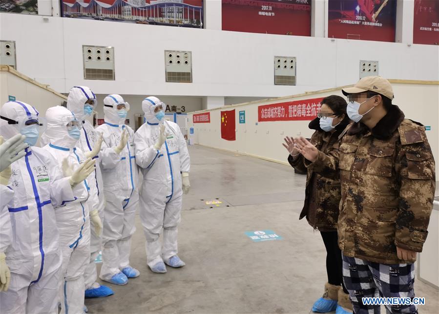 CHINA-HUBEI-WUHAN-TEMPORARY HOSPITAL-CURED PATIENTS (CN)