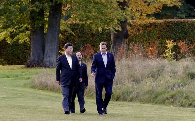 习近平同英国首相卡梅伦再次会晤